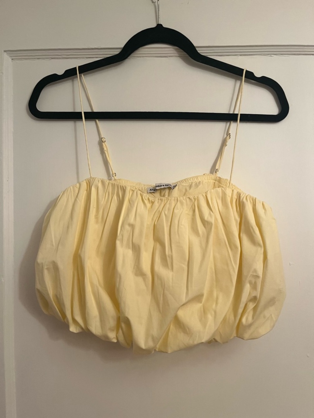 NWT!! Abercrombie Bubble Hem Crop Top